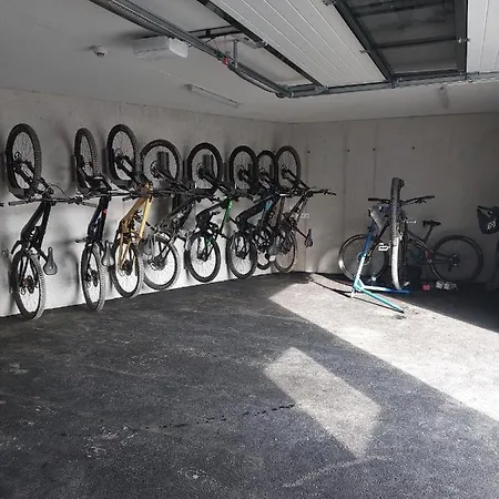 - In & Out Bed & Breakfast Saalbach-Hinterglemm