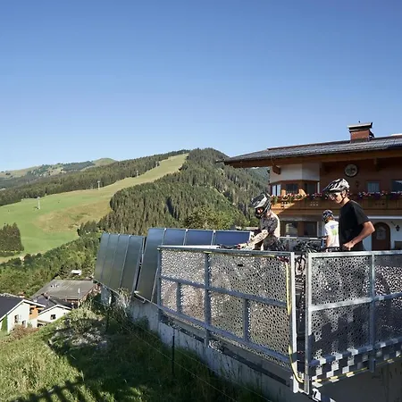 - Joker Card Included In Summer Bed & Breakfast Saalbach-Hinterglemm
