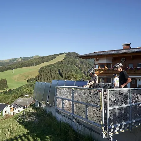 - Joker Card Included In Summer Bed & Breakfast Saalbach-Hinterglemm
