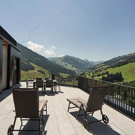 - In & Out Alojamento de Acomodação e Pequeno-almoço