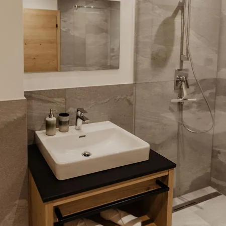- Joker Card Included In Summer Bed & Breakfast Saalbach-Hinterglemm